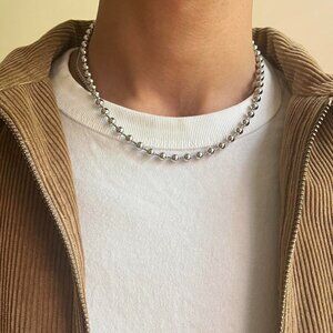 y2k 2000s vintage style silver link chain necklace